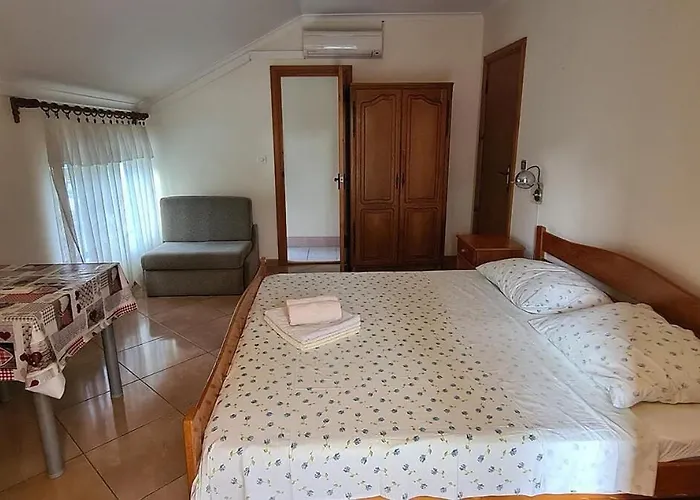 アパート In With Seaview, Terrace, Air Condition, Wifi オレビック